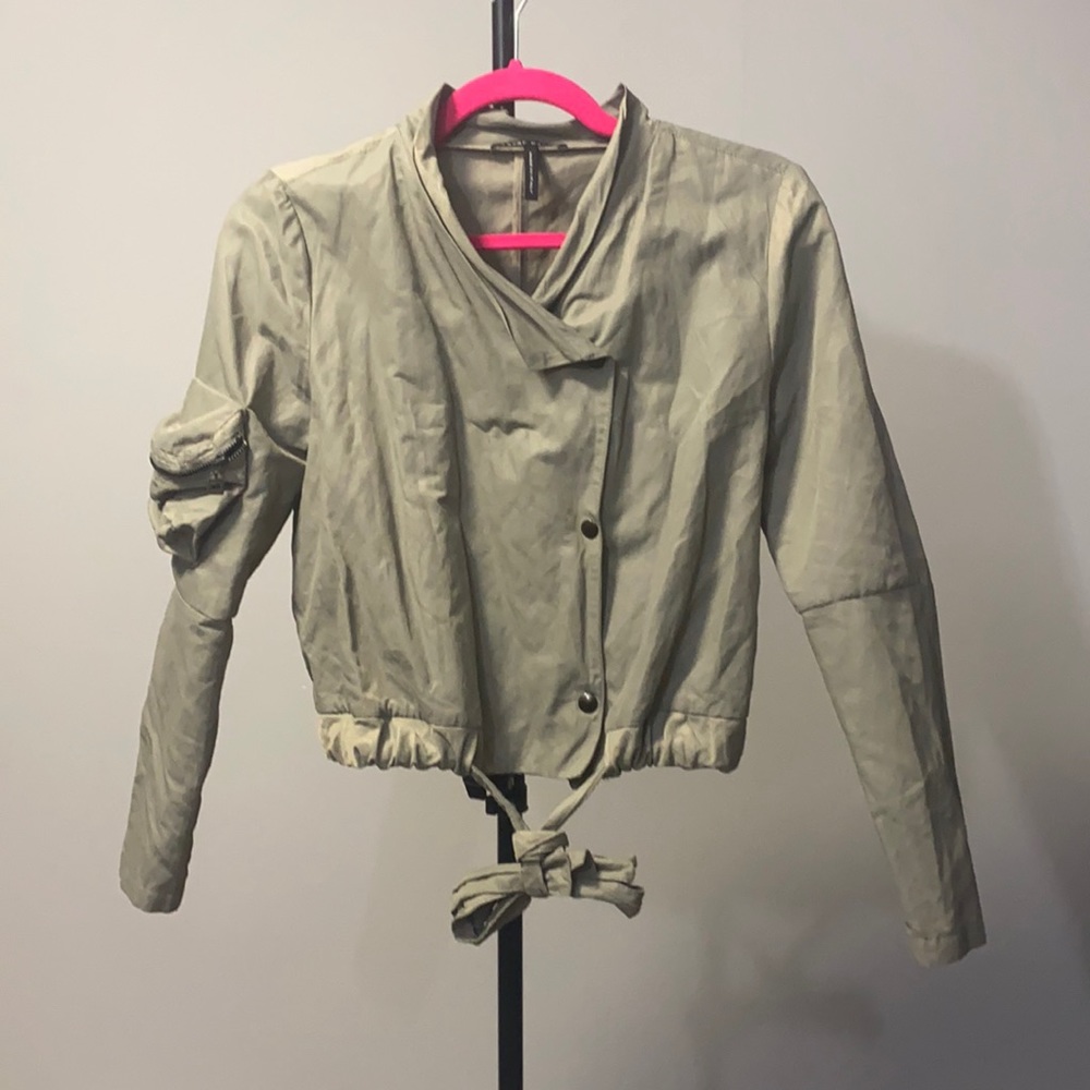 SARAH PACINI military crop light bomber